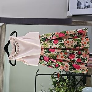 Eliza J Womens sz 4 Floral Dress